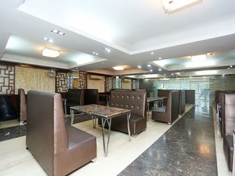 Oyo 16550 Hotel Kenil Star