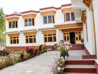 Hotel Hunder Eco Villa