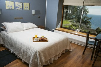 Hotel Y Caba�as Puerto Pilar
