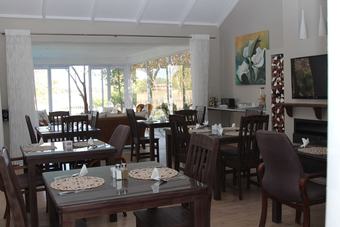 Hotel Indigo Moon Guesthouse
