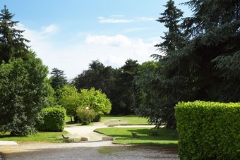 G�te Domaine De Sainte Croix 2
