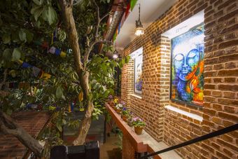 Hotel Gurung's Home