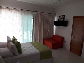 Bed & Breakfast Villa Airport Prestige