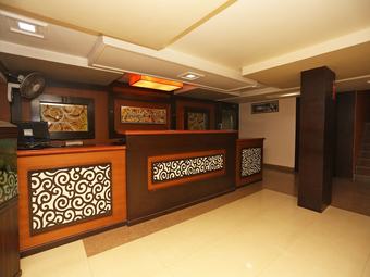 Apartamentos Oyo 22040 Hotel Central Plaza