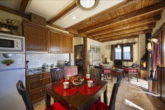 Apartamentos El Alloral De Llanes