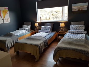 Hotel Akurholt Guesthouse