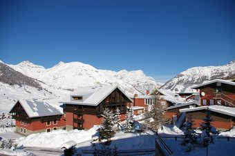 Hotel Alpen Village
