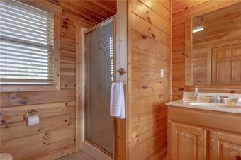 Starry Hope - Four Bedroom Cabin