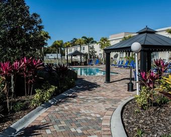 Hotel Quality Inn & Suites Near Fairgrounds Ybor City