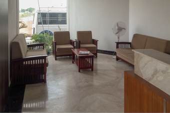 Hotel Oyo 27660 Aptin Vanila Suites