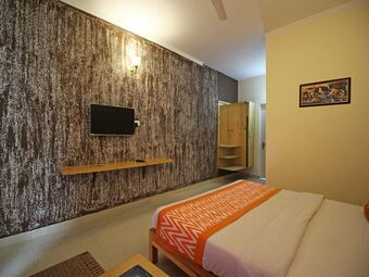 Hotel Oyo 5776 Near Mussoorie Road