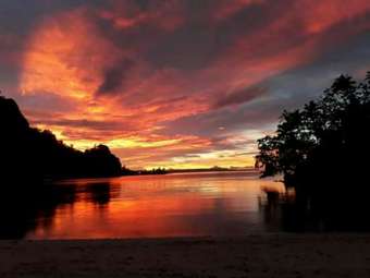 Hotel Nusa Nalan Beach Resort