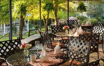 Bed & Breakfast 1906 Pine Crest Inn