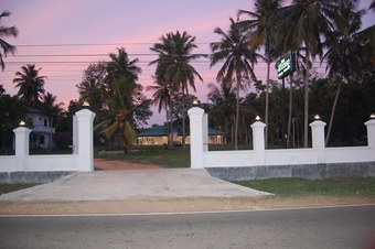 Hotel Siloonaa Garden Villa