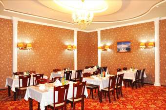 Firuz Hotel