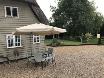 Hotel Old Thatch Bambers Green