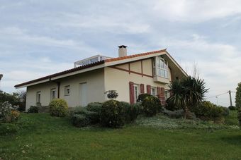 Agroturismo Casa Rural Zearreta Barri