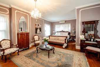 Mathis House, A Victorian Bed & Breakfast And Tea Room At 600 Main