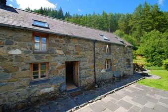 Ty Newydd Cottage