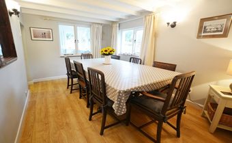 Perrymans Cottage 4 Bedrooms Sleeps 9