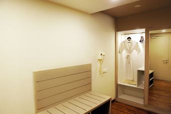 Hotel The Aananda Imperial