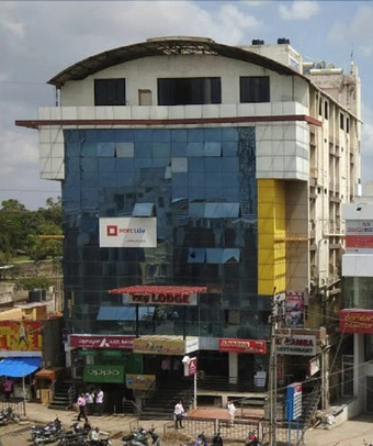 Hotel Iroomz Vkg Complex