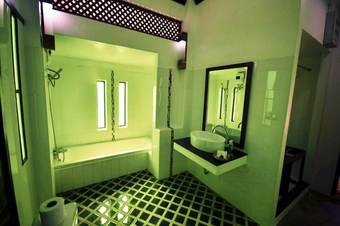 Hotel Bamboo Grove Chiang Mai