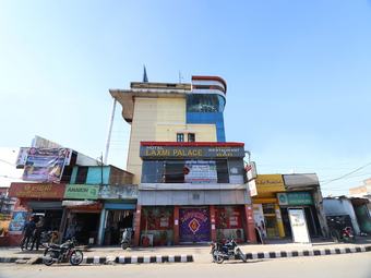 Oyo 24340 Hotel Laxmi Palace