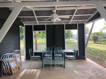 El Patio Retreat At Combate