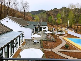 Valley Hotel