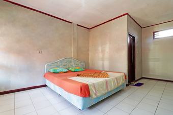 Hotel Roganda Guest House
