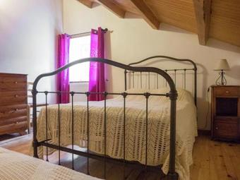 Entre Rivi�re Et For�t En Auvergne