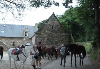 G�te de Kerlou�rien Botsorhel