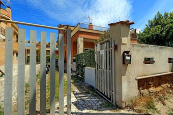 Torvajanica Meduse Apartment