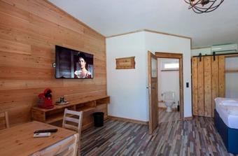 Hotel Z�ndstoff-city Western-motel