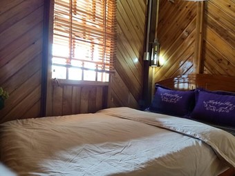 Hostal Lenh Family House