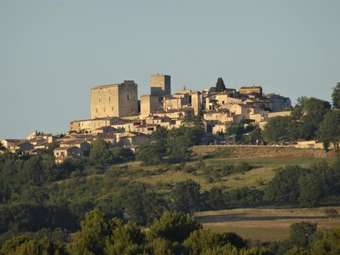 Villa With 6 Bedrooms In Saignon, With Wonderful Mountain View, Private Pool, Furnished Garden