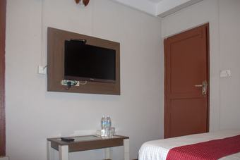 Hotel Oyo 399 Club Orchid Inn