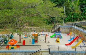 Saru Blue Sapphire Hotel