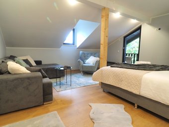 Apartments And Rooms Sara Latin