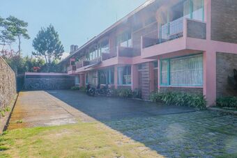 Hotel Reddoorz Syariah Near Kopeng Treetop  Adventure