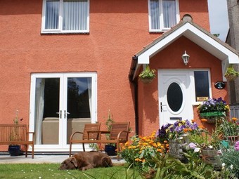 Bed & Breakfast Chestnut Tree House