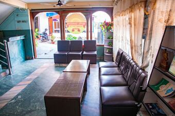 Spot On 550 Hotel Gangotri Highway