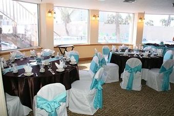 Radisson Suite Hotel Oceanfront