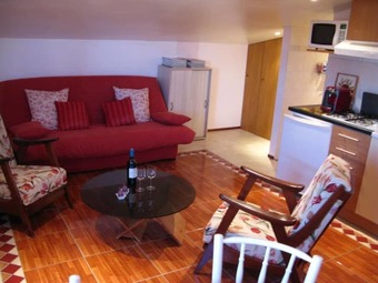 Hotel Joli Appartement Pr�s Des Gorges De La Cesse