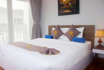 Hotel Lotus Garden Resort