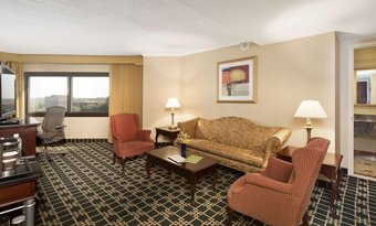 Hotel Doubletree By Hilton Fort Lee - George Washington Bridge