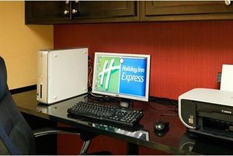 Hotel Holiday Inn Express Atmor