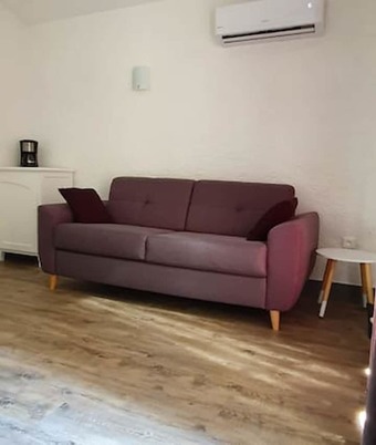 Apartment With One Bedroom In Saint-rapha�l, With Pool Access And Enclosed Garden - 600 M From The Beach