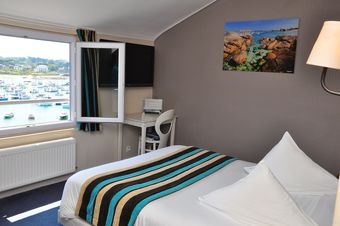 Hotel H�tel Des Rochers